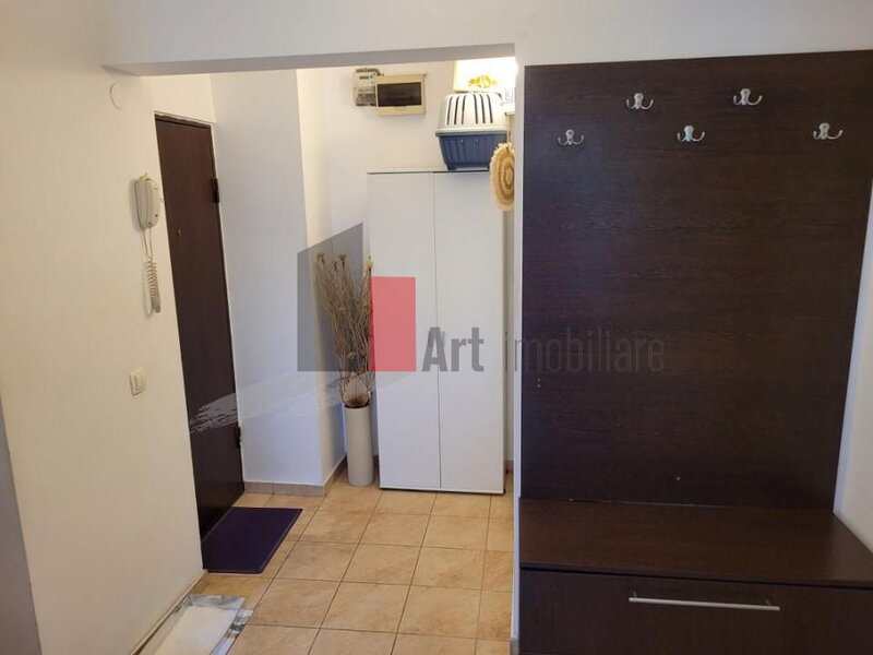 Costin Georgian, apartament ideal de 3 camere la doar 50 m de parc, gata de mutare,